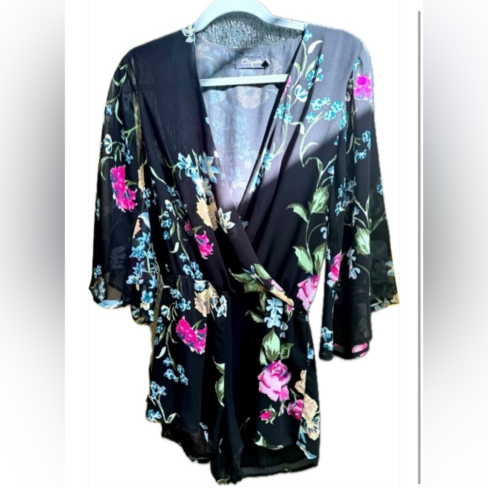 Etiquette Boutique M Black and Pink Floral Romper